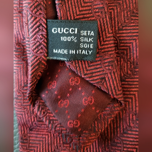 Vintage Gucci classic double GG design,jacquard, silk necktie. EUC - Picture 2 of 11